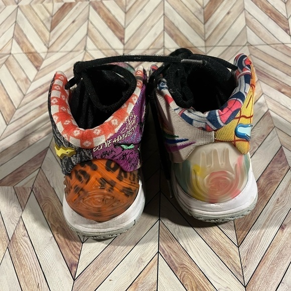 Nike Kyrie Kybrid S2 5.5Y 7 Womens Multi Color What The SpongeBob CV0097-900 - Picture 6 of 8